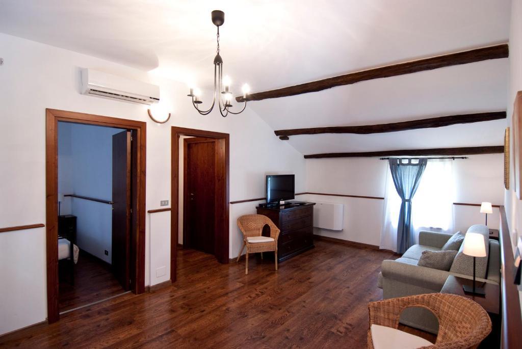 Agriturismo Villa Irelli Castellalto 객실 사진